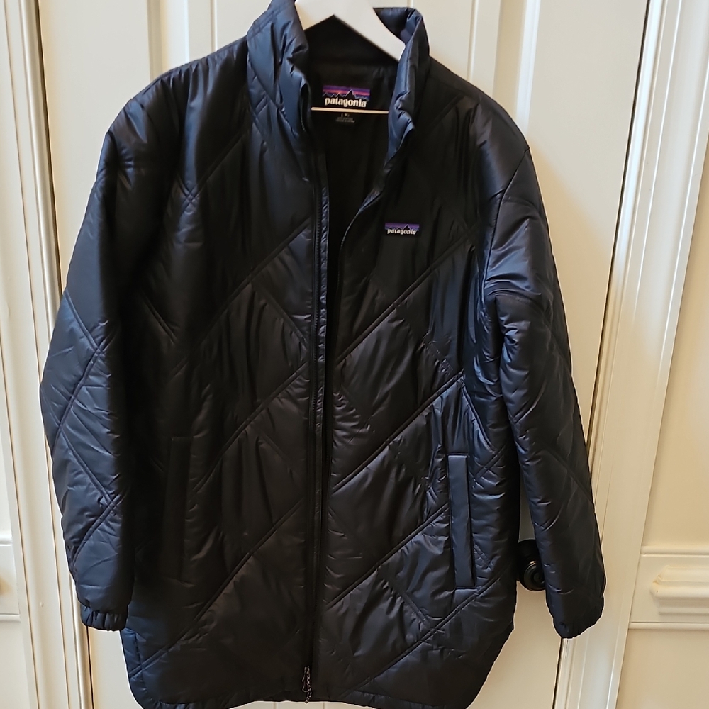 NWOT Patagonia black Quilted Jacket long